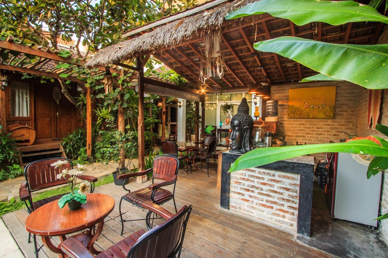 Bening Hut And Spa Seminyak Extérieur photo