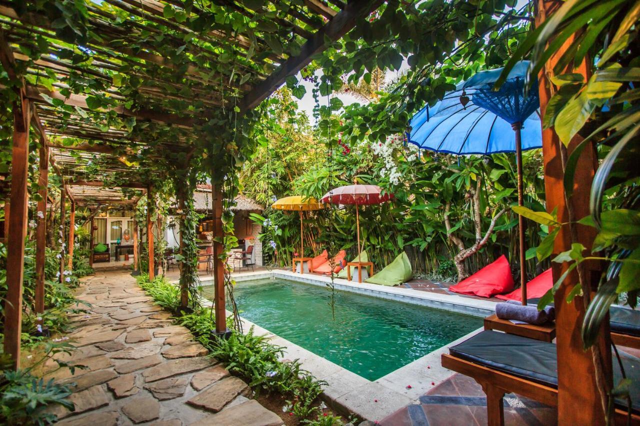 Bening Hut And Spa Seminyak Extérieur photo
